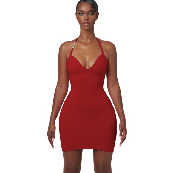 Elegant Red Bodycon Dress - Picture 1 of 4